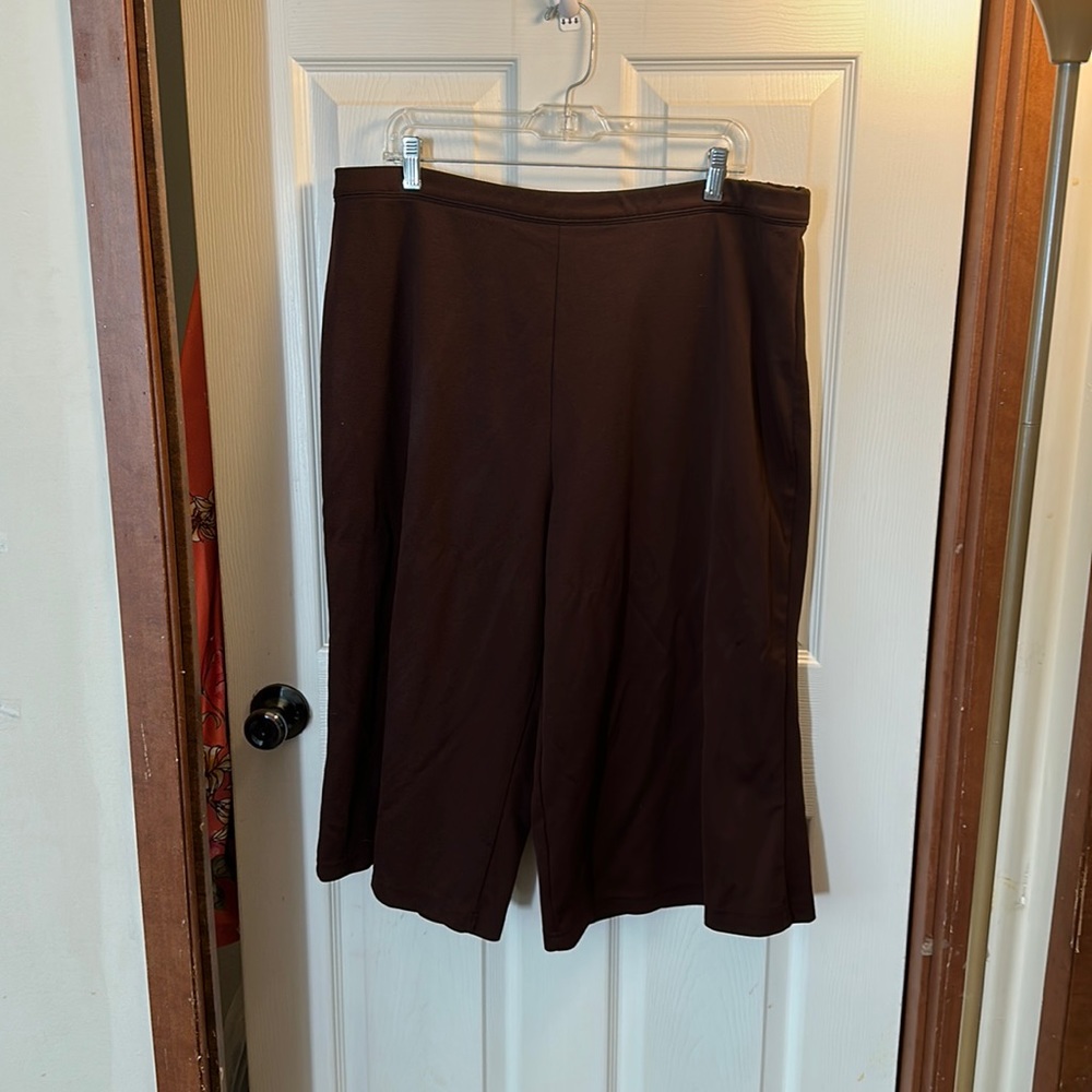 Brown business-casual crop pants